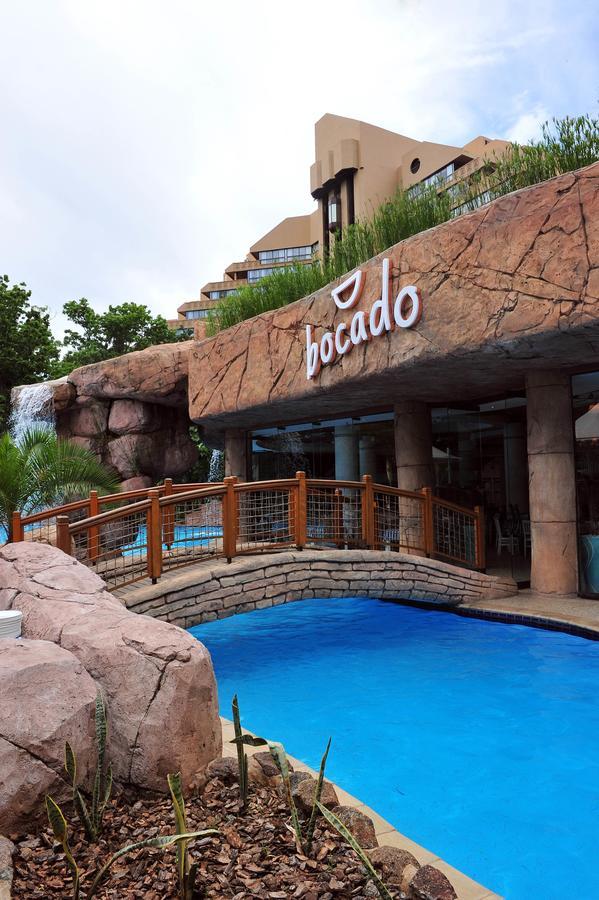 Bush Bungalows At Sun City Resort روستنبرج المظهر الخارجي الصورة